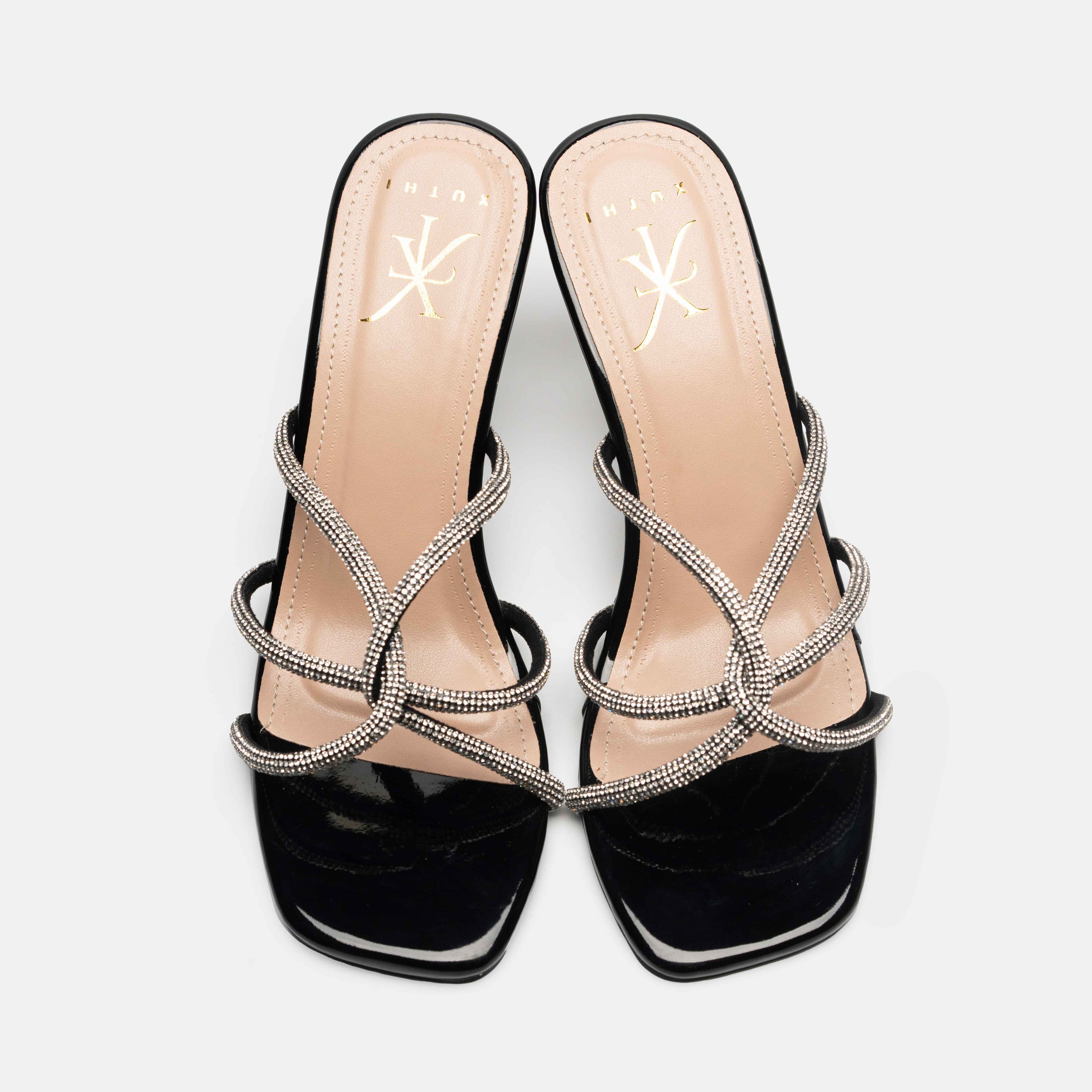 Giày cao gót đính đá - alternate view